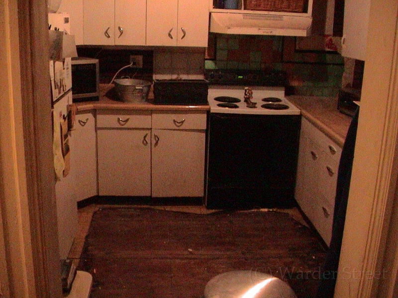 Kitchen 01.jpg